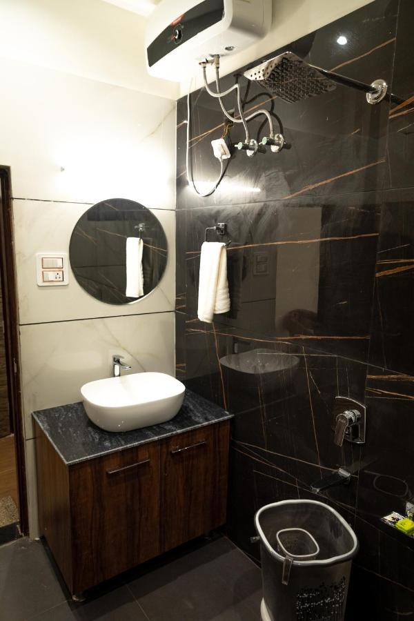 Hotel The Florence Чамба Экстерьер фото