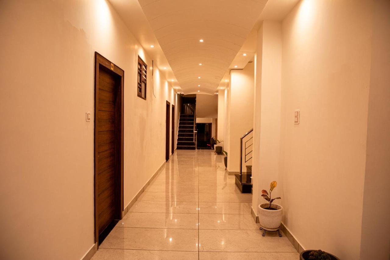 Hotel The Florence Чамба Экстерьер фото