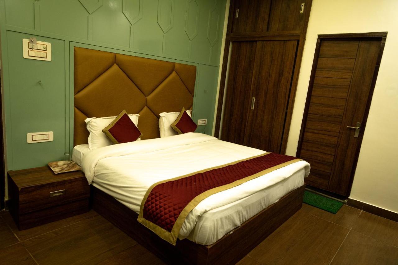 Hotel The Florence Чамба Экстерьер фото
